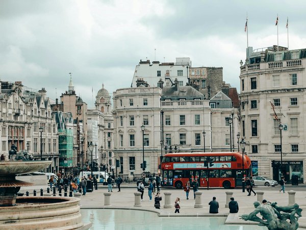 Évasion Amoureuse : Explorez les Dîners-Croisières Inoubliables à Ne Pas Manquer